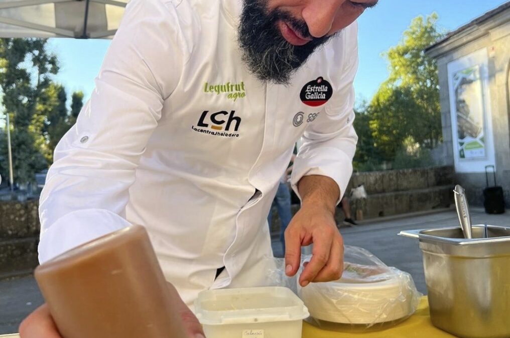 O mel tamén se cociña: Alberto Fernández na Feira dos Produtos Apícolas de Allariz